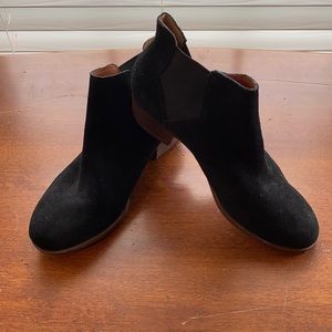 Lucky Brand Black LP Bellamy Suede Booties Size 7.5